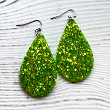 Load image into Gallery viewer, Randans Frameless Dangle Teardrops- green