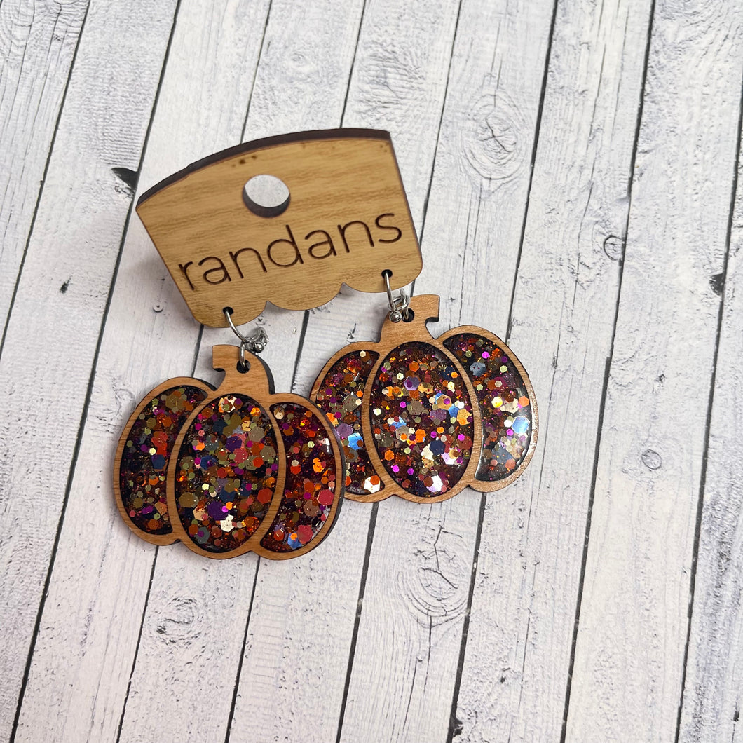 Randans resin/acrylic/wood dangle earrings- wood pumpkin
