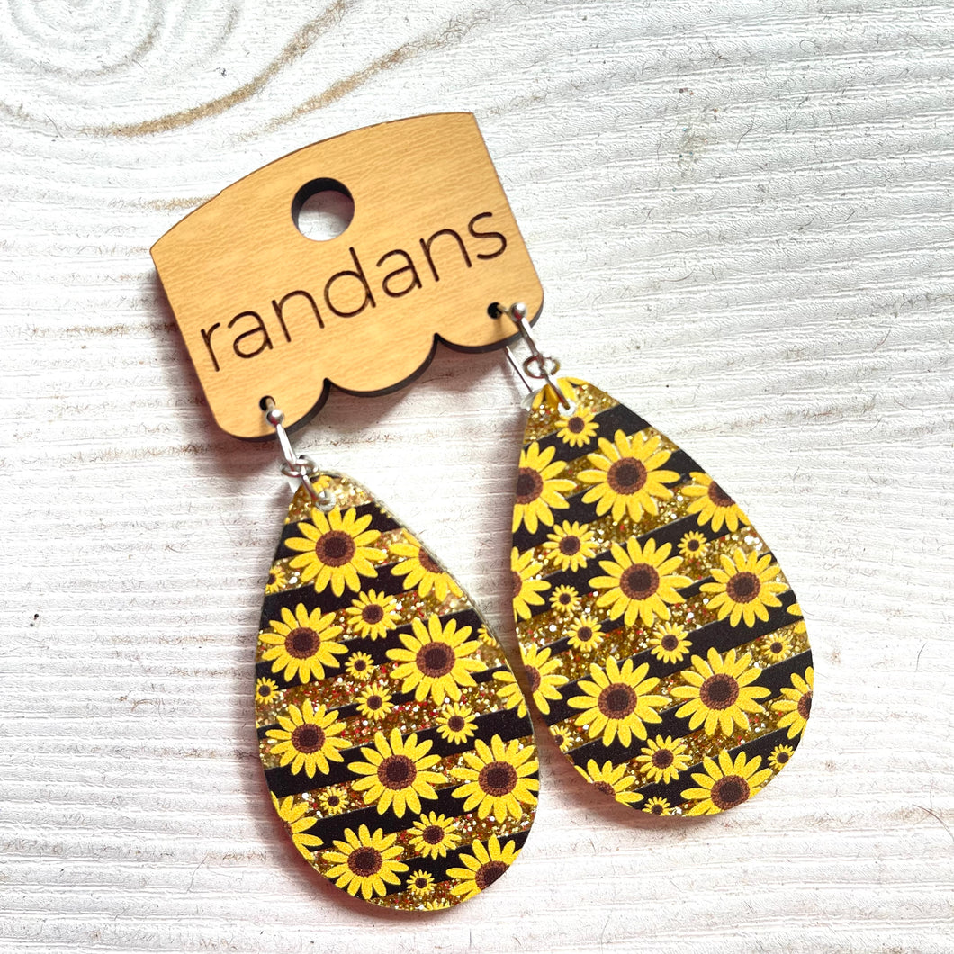 Randans sunflower acrylic earrings